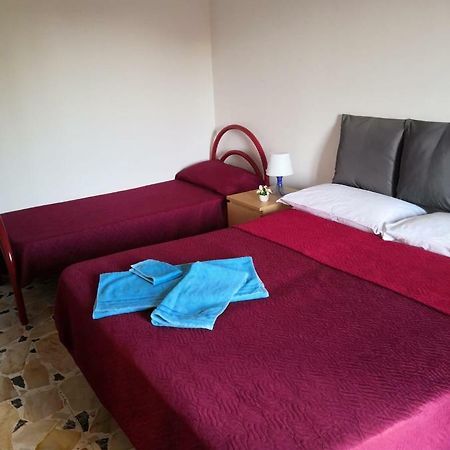 Bed and Breakfast Acimaremonti Ачиреале Экстерьер фото